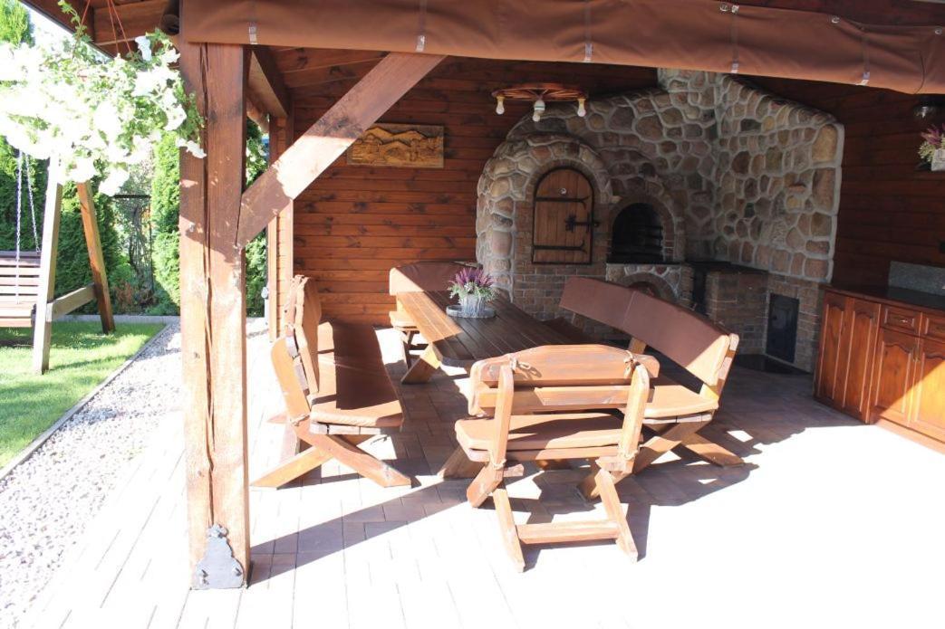 Pokoje Goscinne U Anny Augustów Esterno foto